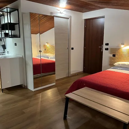 B&B Southitaly Busto Arsizio Exterior photo