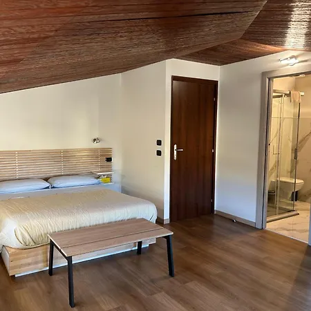 B&B Southitaly Busto Arsizio Exterior photo